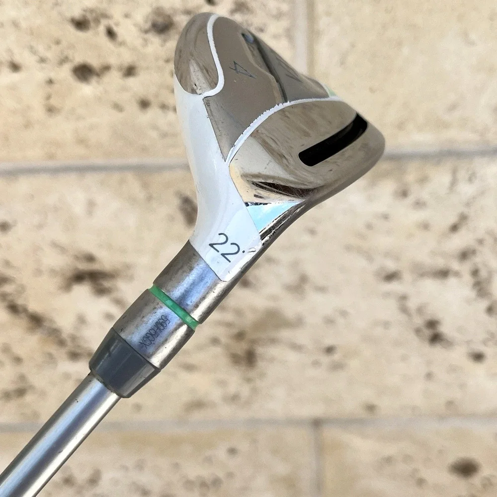 Women's TaylorMade Kalea 4 Hybrid 22º Ladies 45g Graphite RH 39.5" w/ New Grip - Picture 4 of 14
